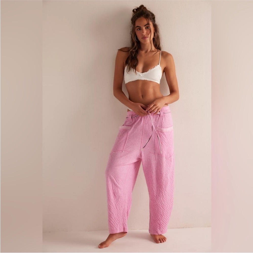 Free People Intimately Wait A Minute Barrel Pants~ Sweet Pink
Combo NWT